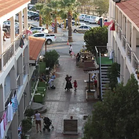 Apartahotel Zafer Ayvalı